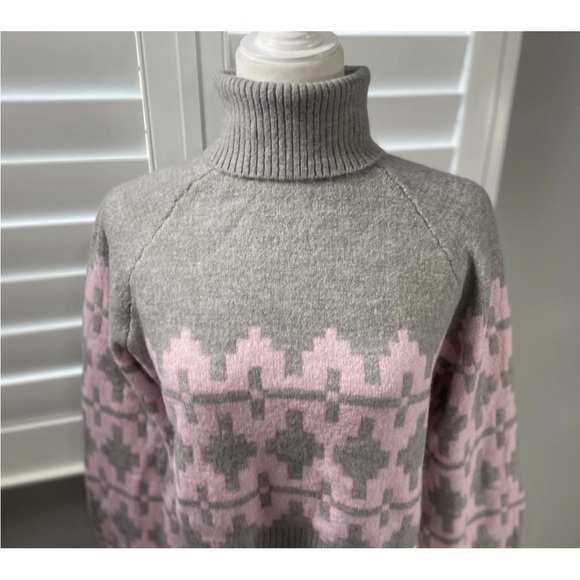 NEW H&M Jacquard Gray & Pink Fair Isle Turtleneck Sweater Women’s S Cropped - Picture 2 of 15